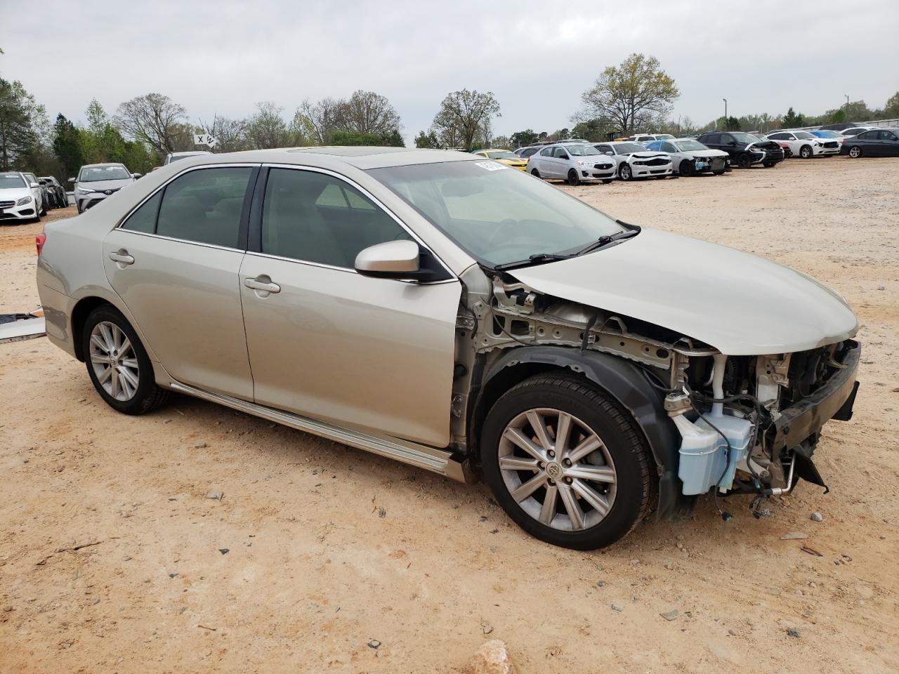2014 TOYOTA CAMRY L - Image 4