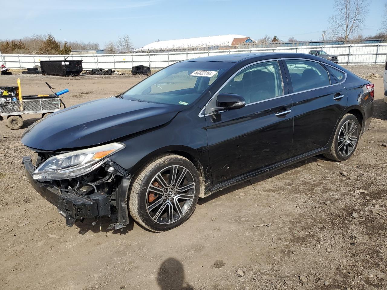2015 TOYOTA AVALON XLE