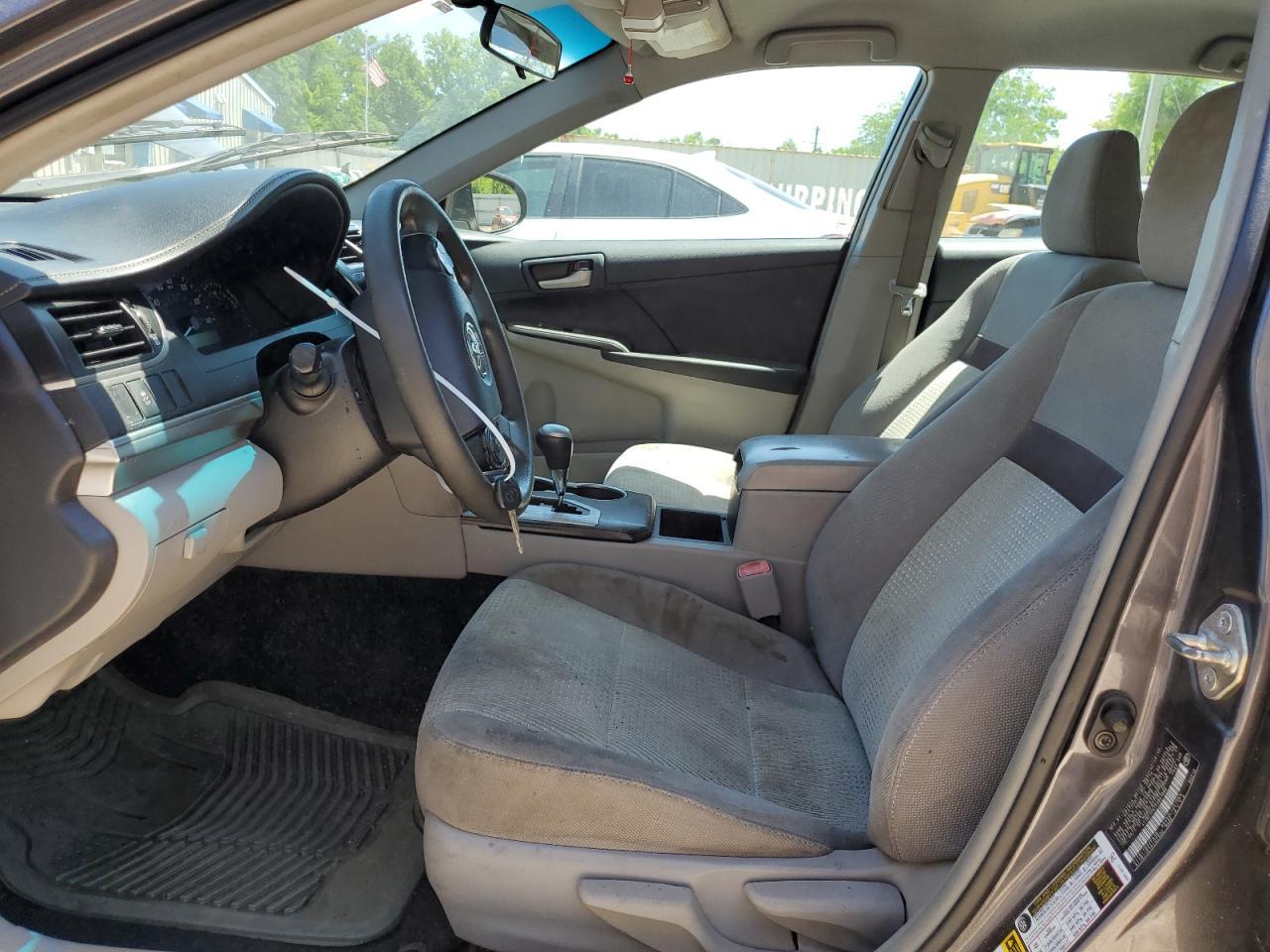2014 TOYOTA CAMRY L - Image 7
