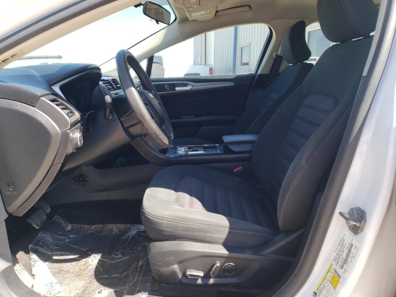 2017 FORD FUSION SE - Фото 7