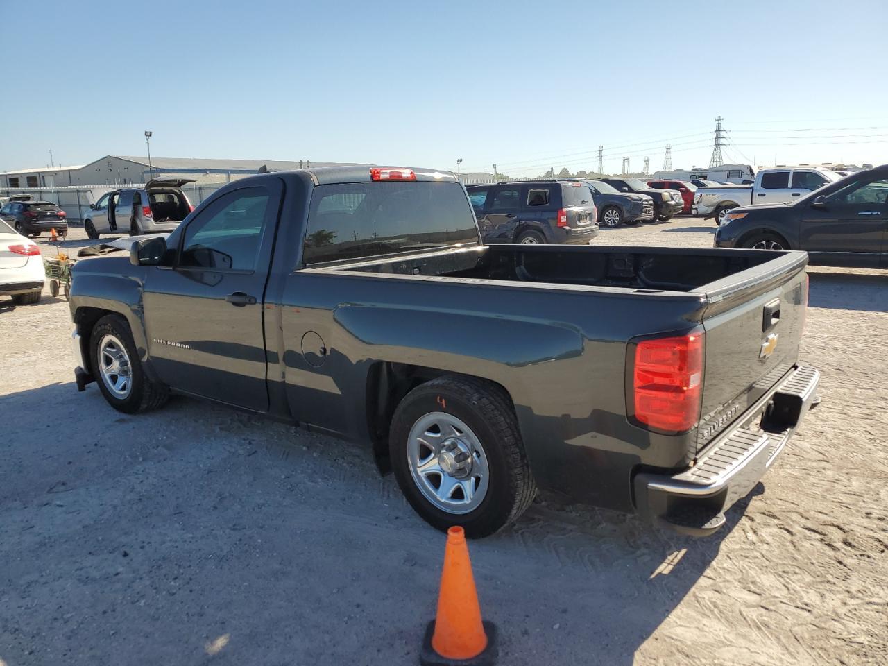 2018 CHEVROLET SILVERADO - Image 2