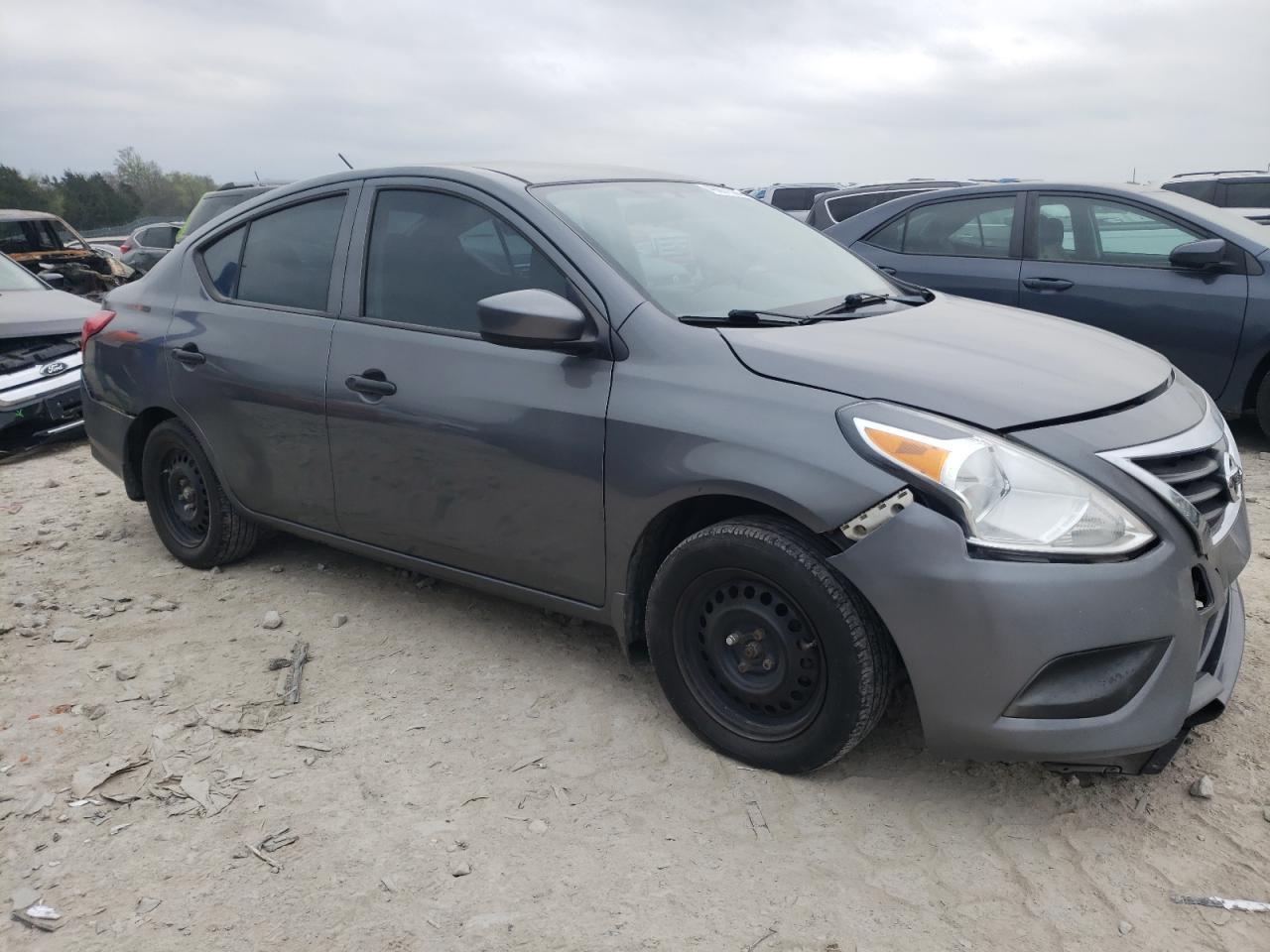 2016 NISSAN VERSA S - Image 4
