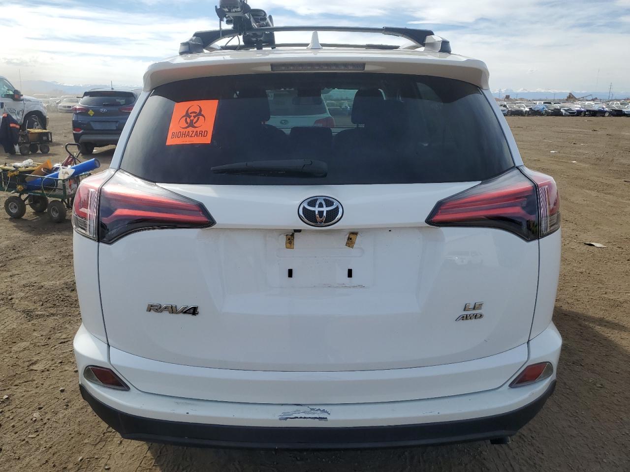 2018 TOYOTA RAV4 LE - Image 6