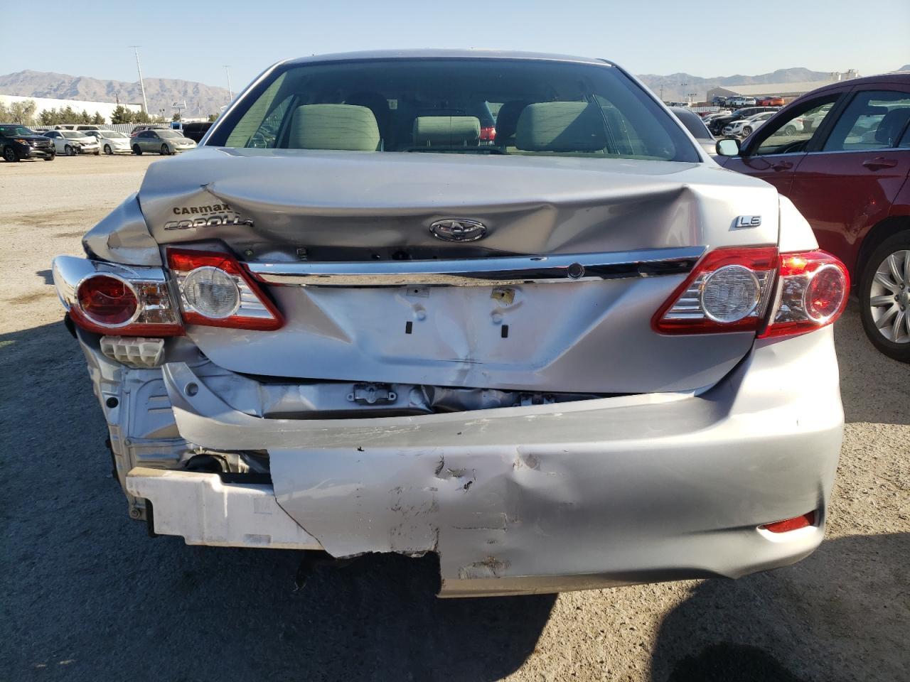 2013 TOYOTA COROLLA BA - Фото 6