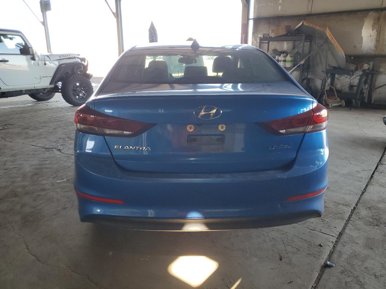 2017 HYUNDAI ELANTRA SE - Фото 6