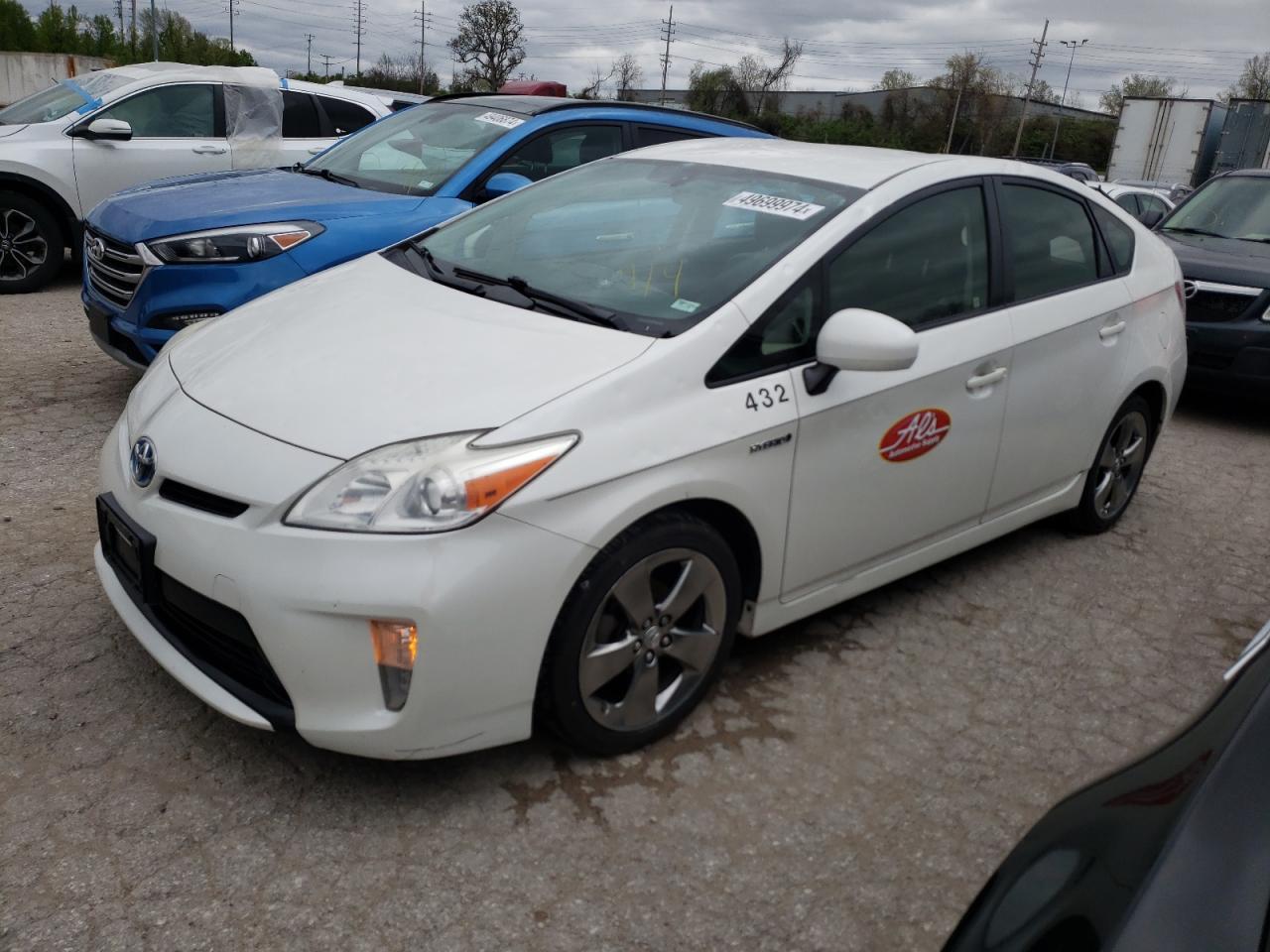 2013 TOYOTA PRIUS car image