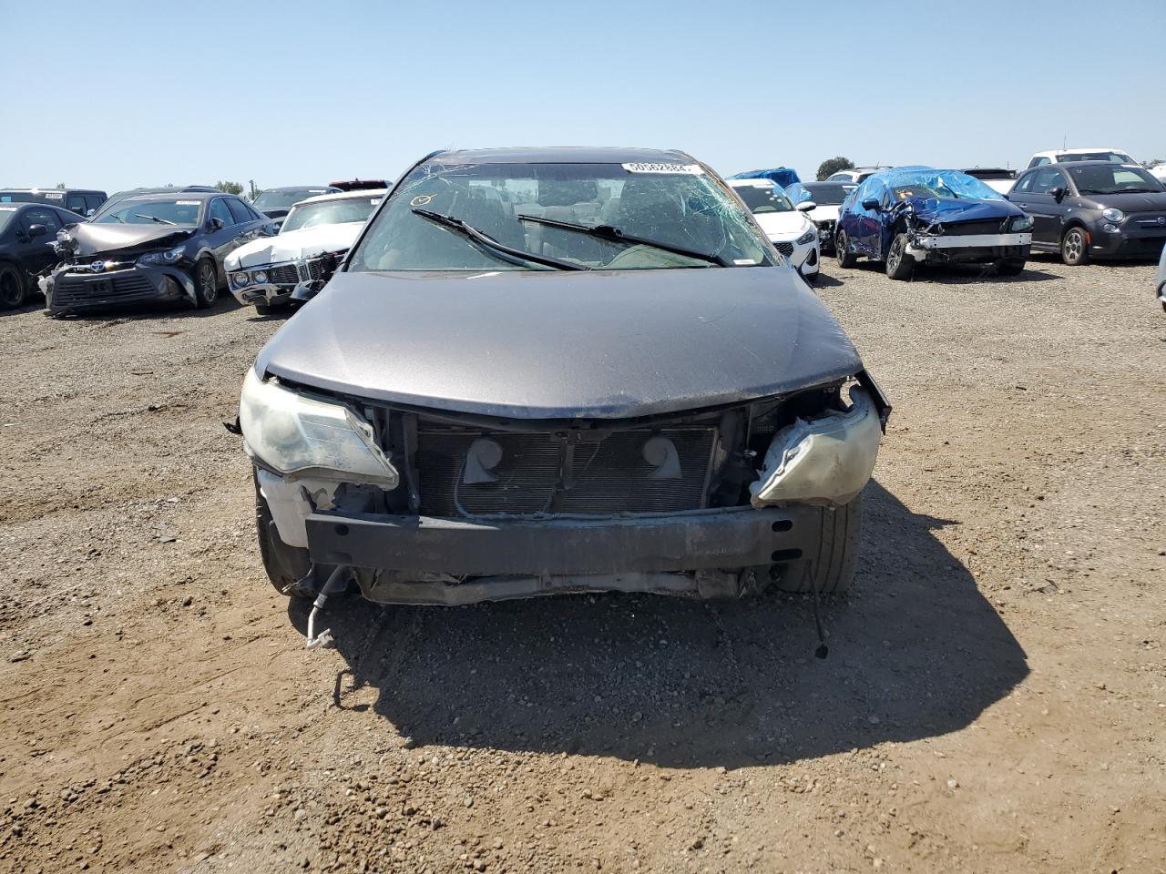 2014 TOYOTA CAMRY L - Image 5