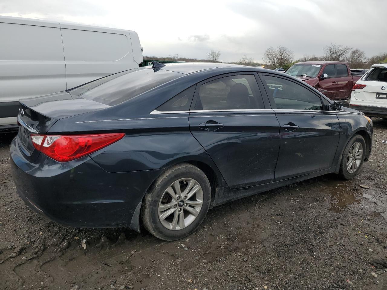 2013 HYUNDAI SONATA GLS - Фото 3