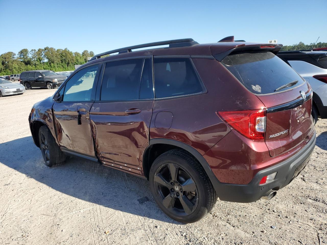 2021 HONDA PASSPORT E - Image 2