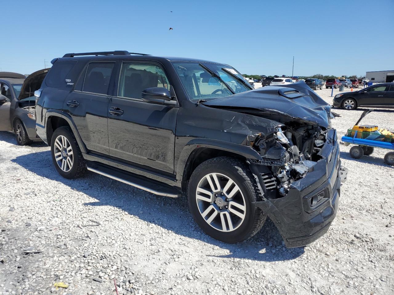 2022 TOYOTA 4RUNNER SR - Image 4