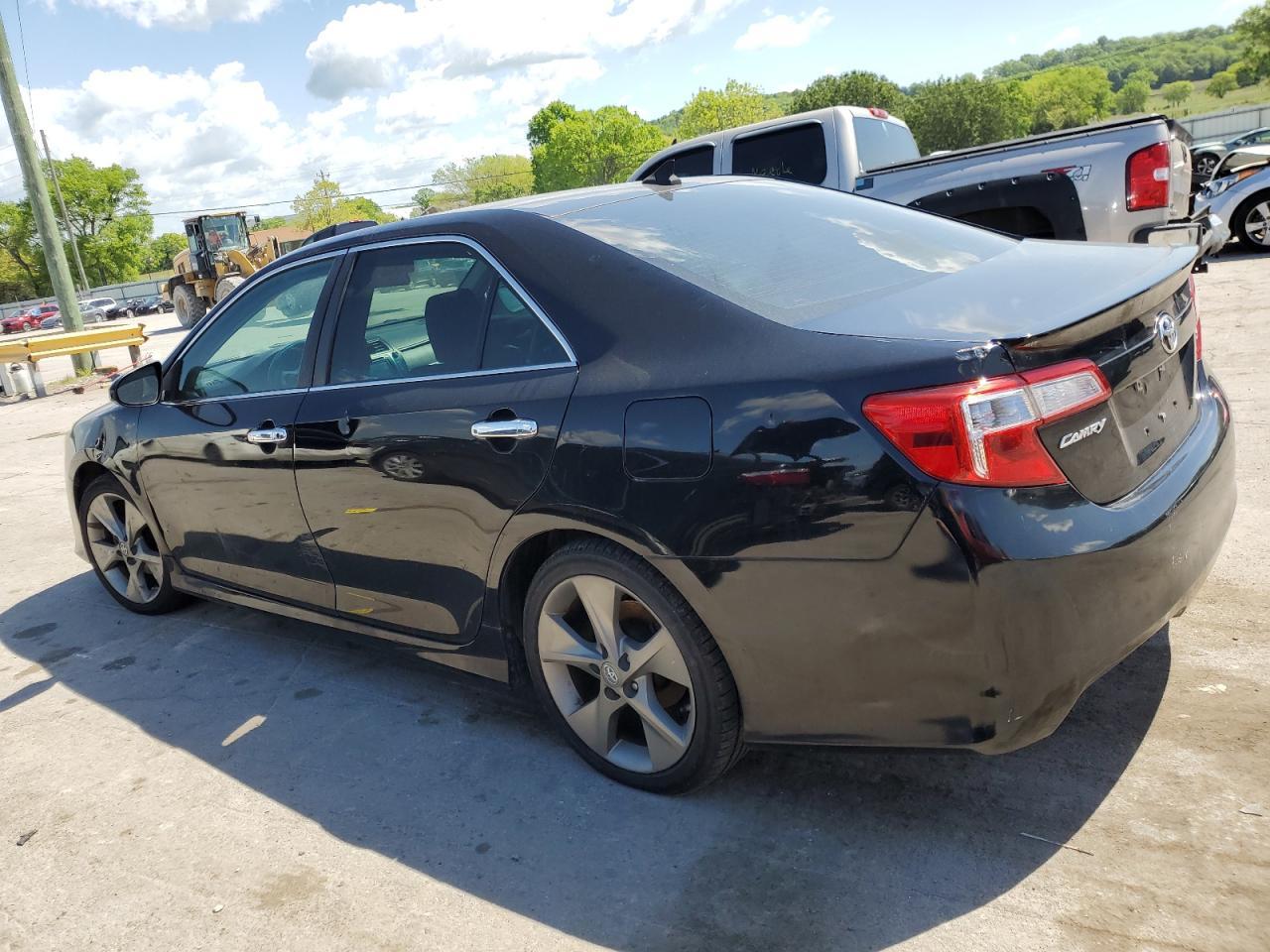2014 TOYOTA CAMRY L - Image 2
