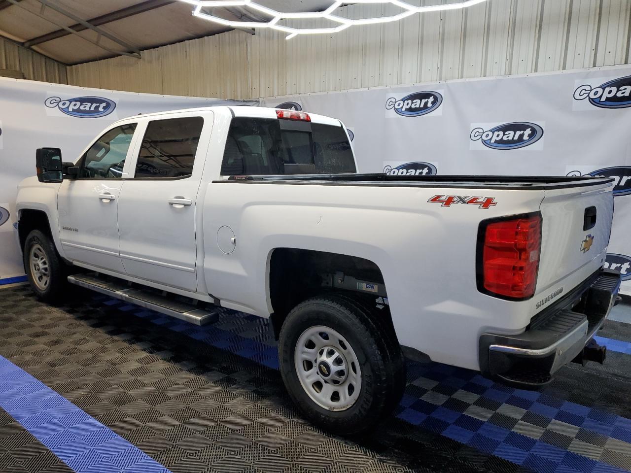 2016 CHEVROLET SILVERADO - Фото 2