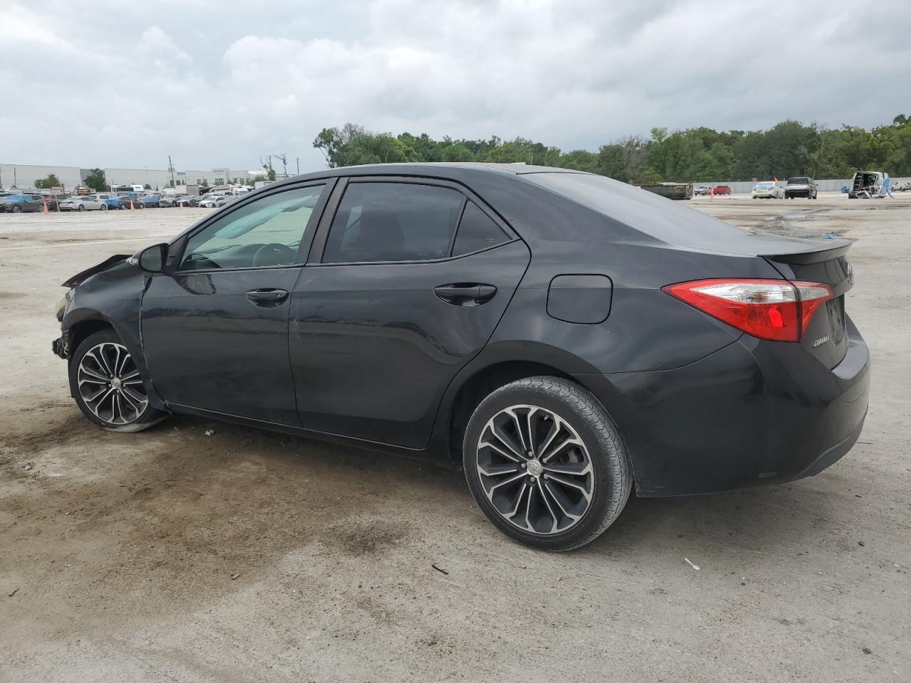 2015 TOYOTA COROLLA L - Фото 2