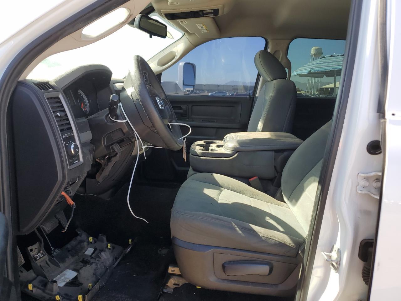 2014 RAM 1500 ST - Фото 7