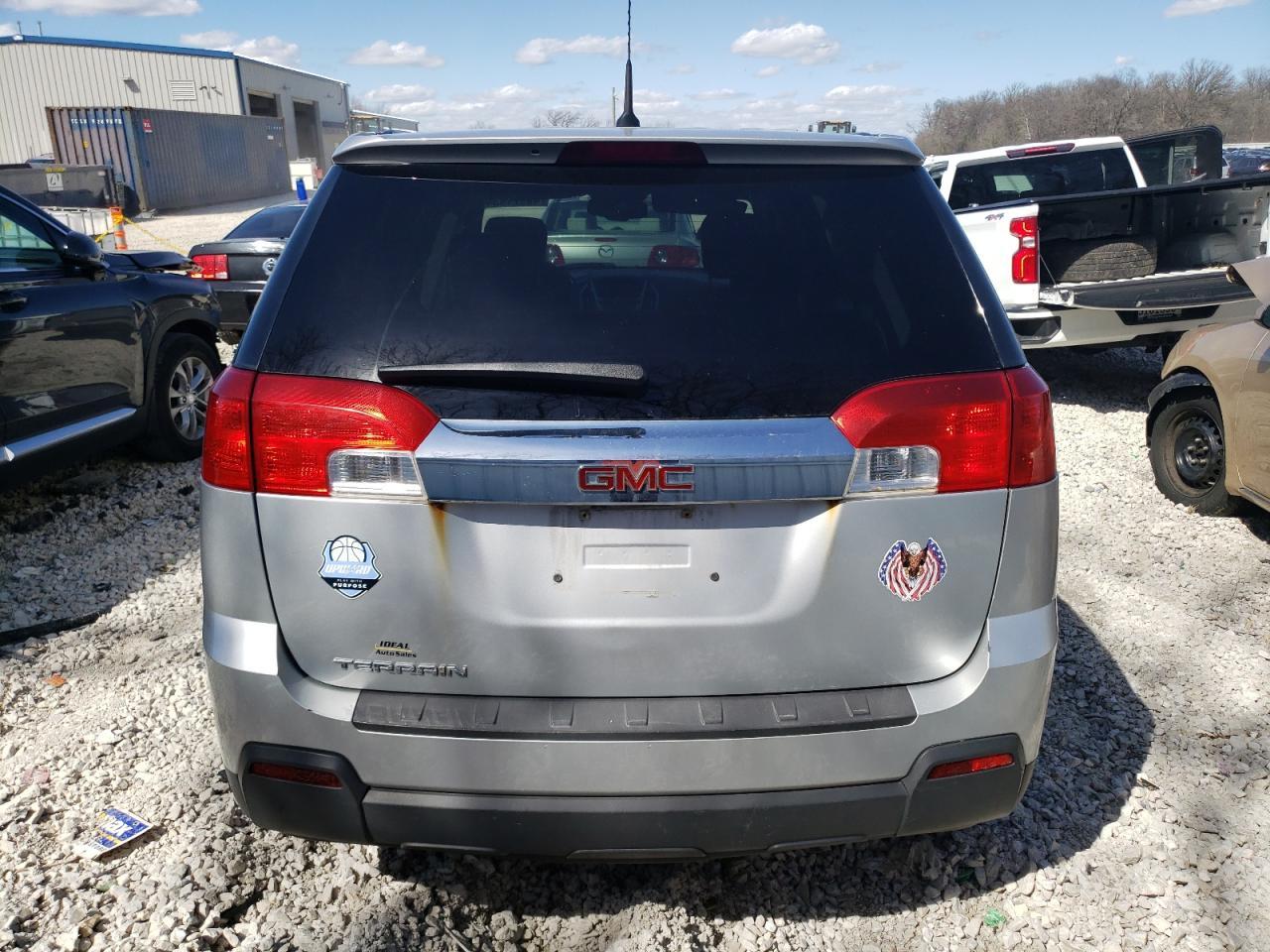 2012 GMC TERRAIN SL - Image 6