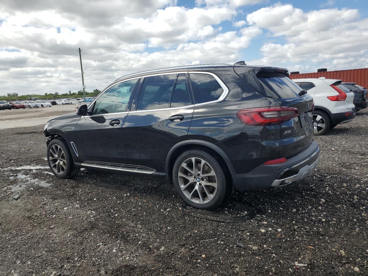 2023 BMW X5 XDRIVE4 - Image 2