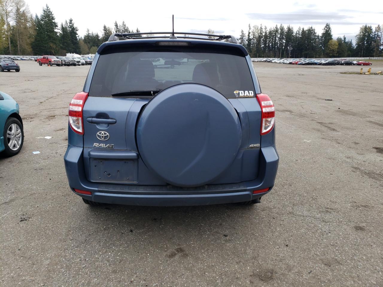 2011 TOYOTA RAV4 - Image 6