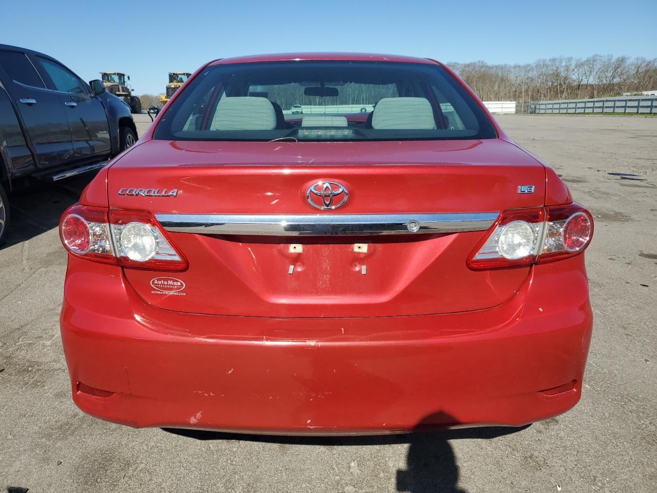 2013 TOYOTA COROLLA BA - Фото 6