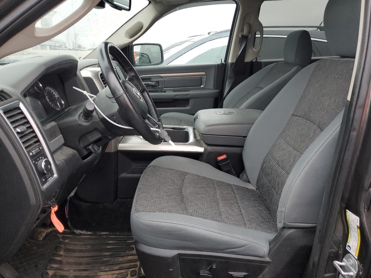 2017 RAM 1500 SLT - Image 7
