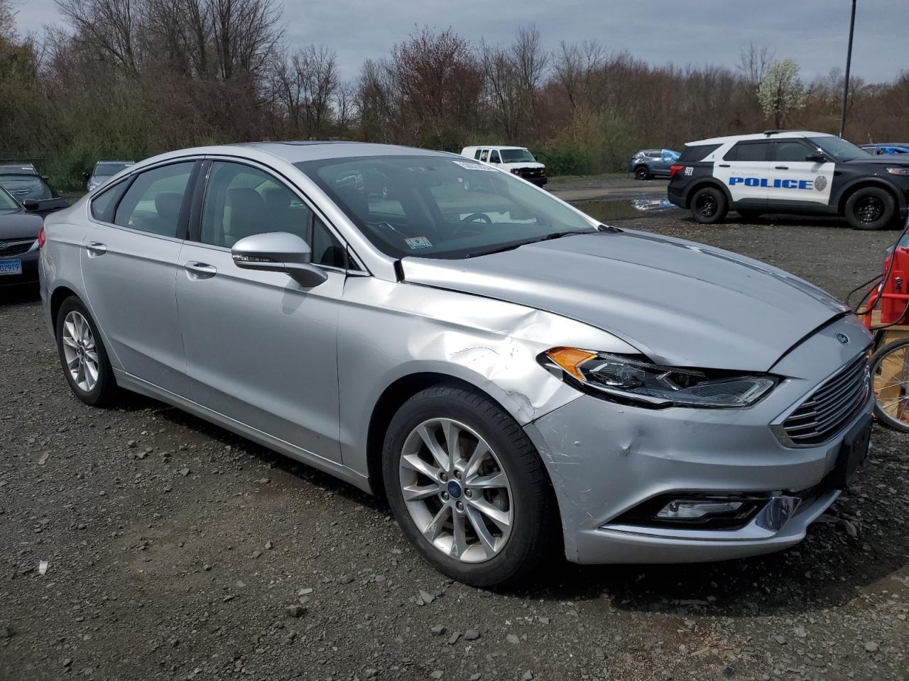 2017 FORD FUSION SE - Фото 4
