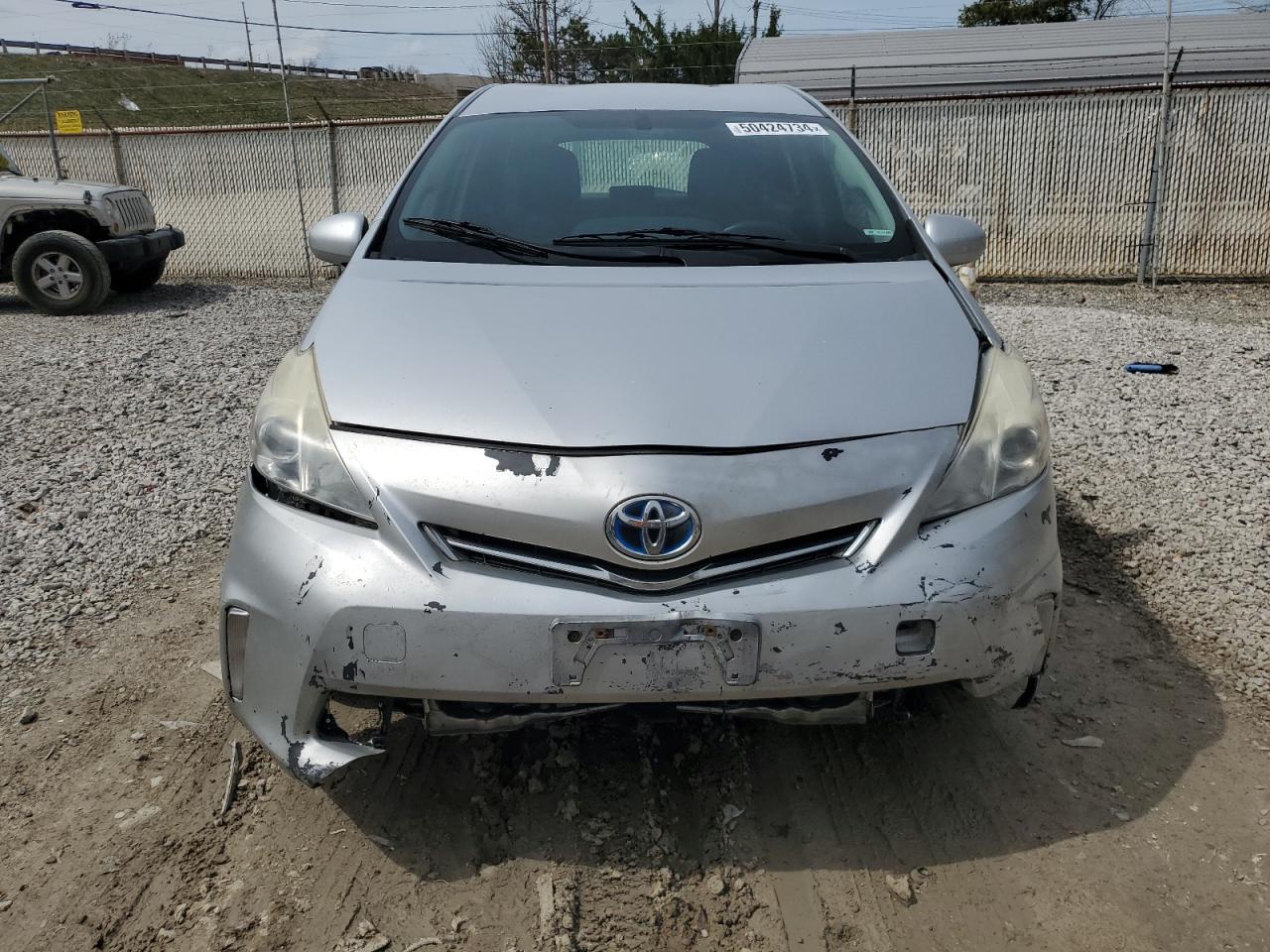 2013 TOYOTA PRIUS V - Image 5