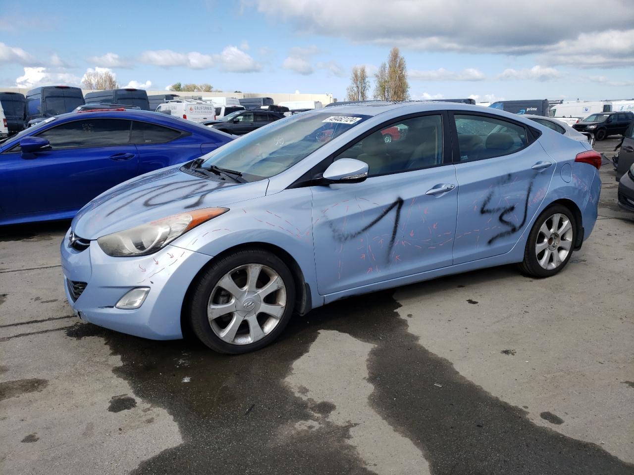 2013 HYUNDAI ELANTRA GL