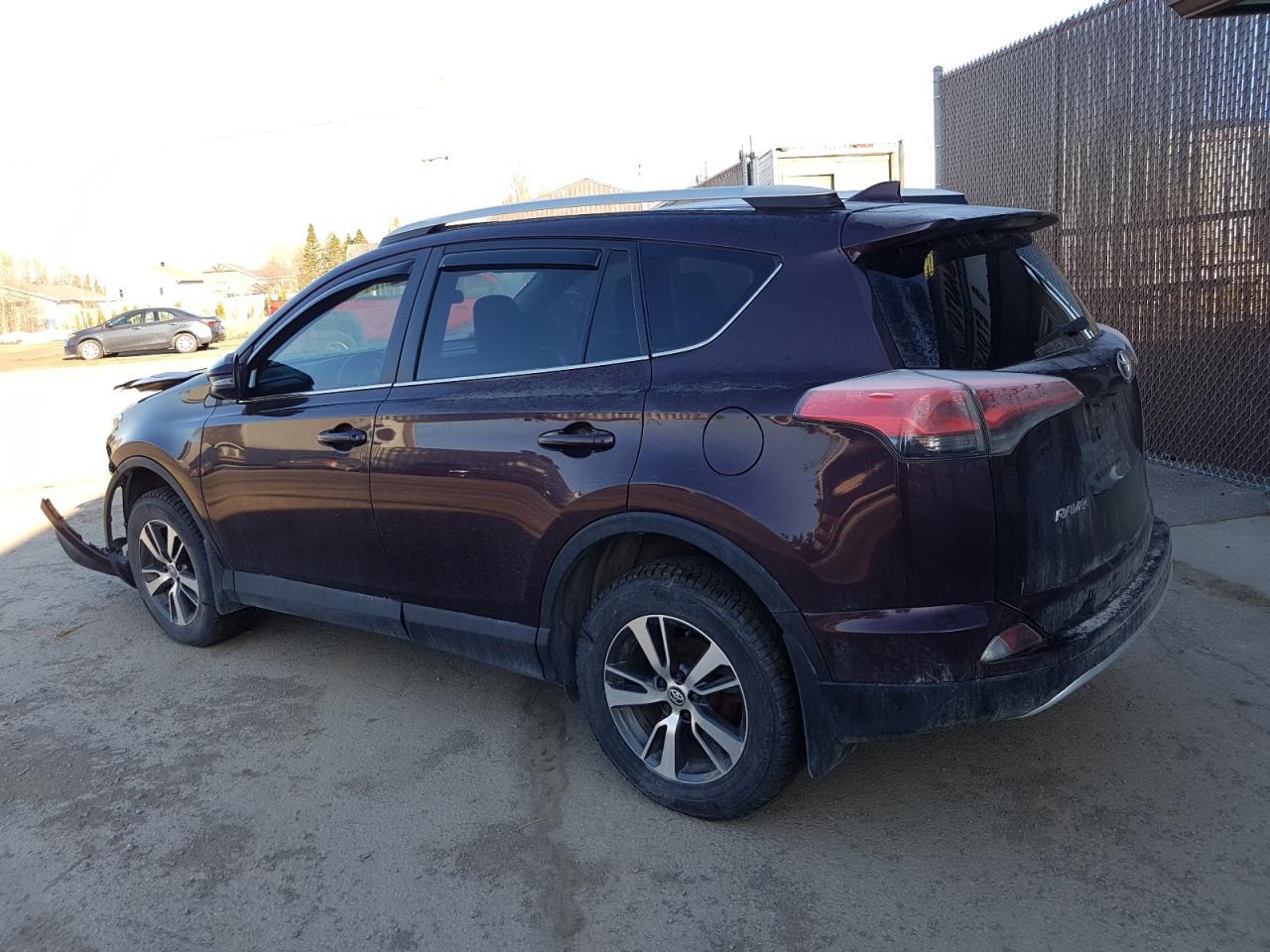 2016 TOYOTA RAV4 XLE - Фото 2