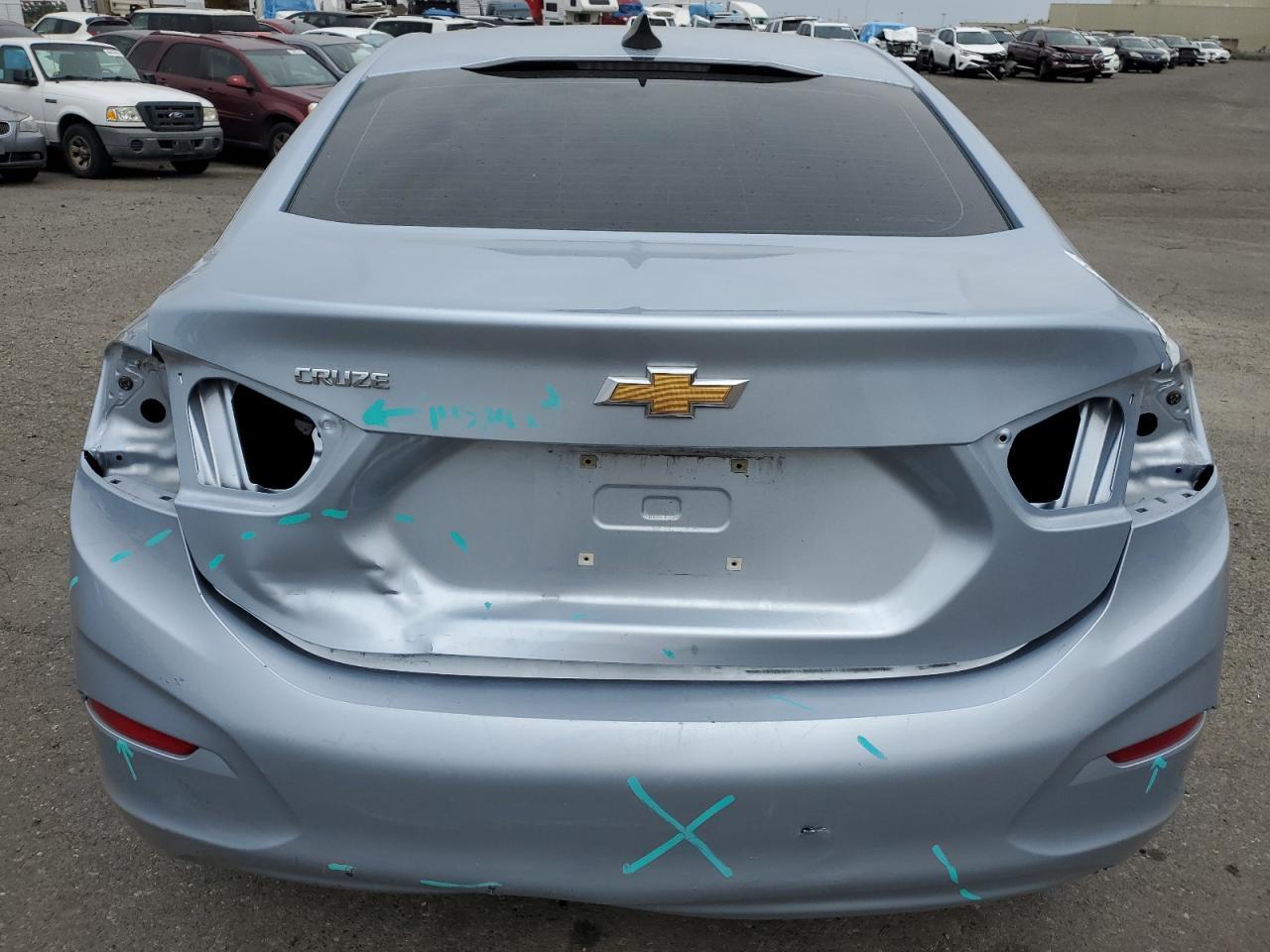 2017 CHEVROLET CRUZE LS - Image 6