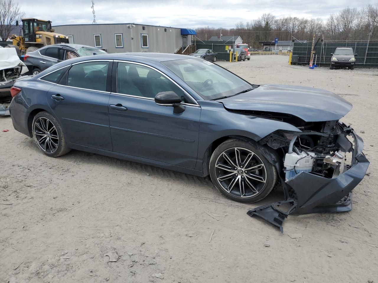2019 TOYOTA AVALON XLE - Фото 4