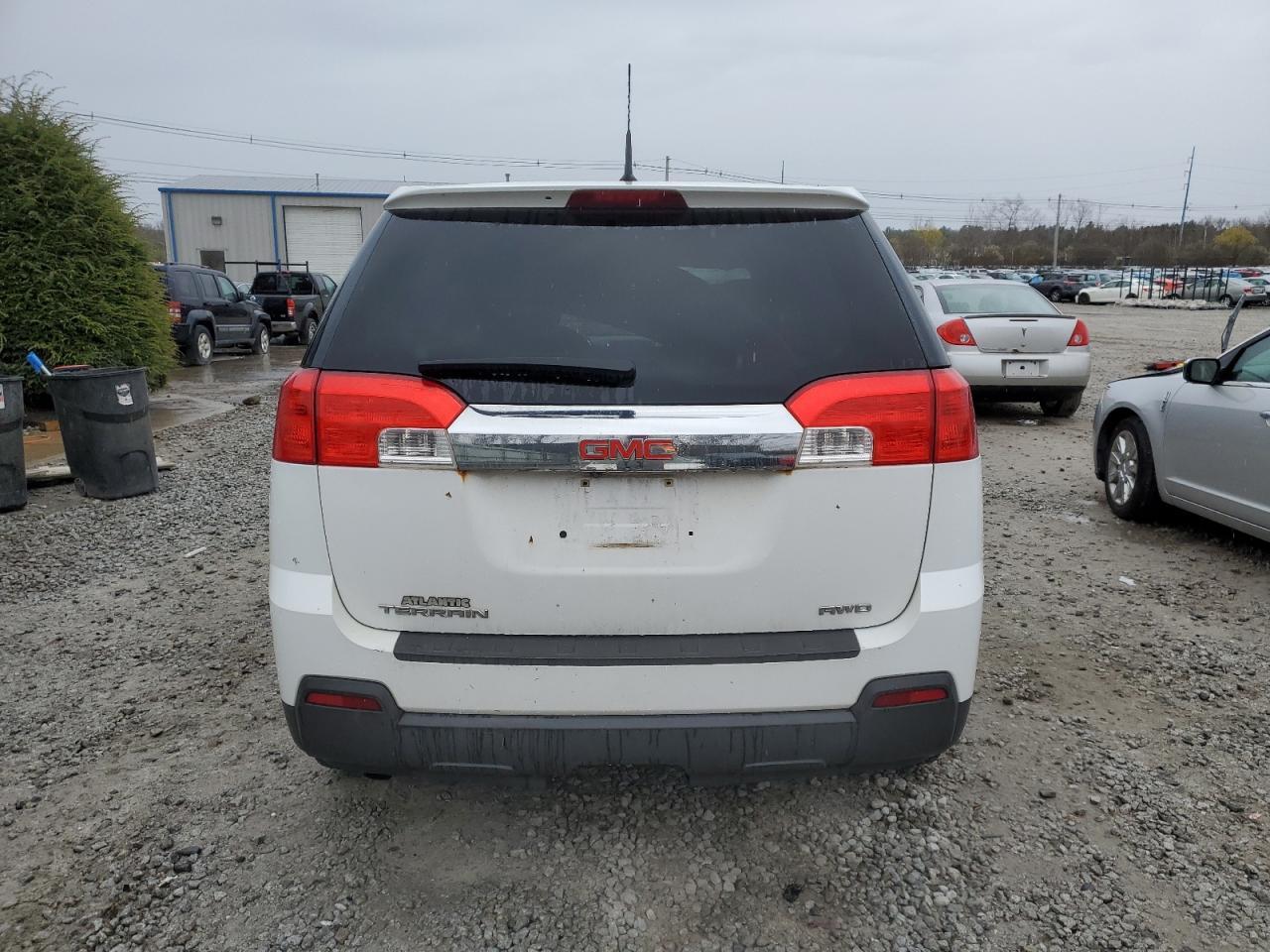 2012 GMC TERRAIN SL - Image 6