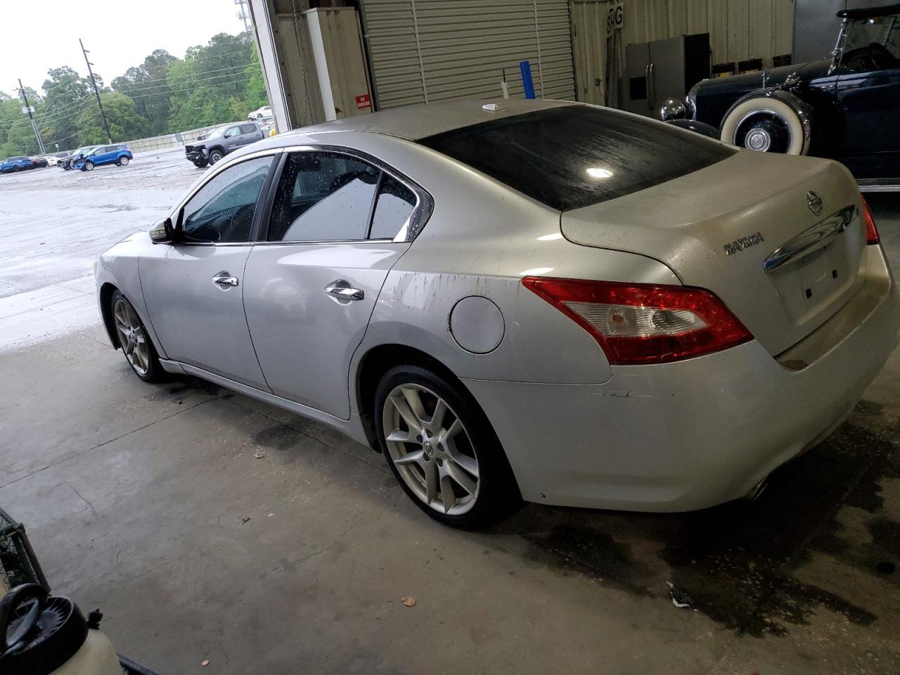 2011 NISSAN MAXIMA S - Фото 2
