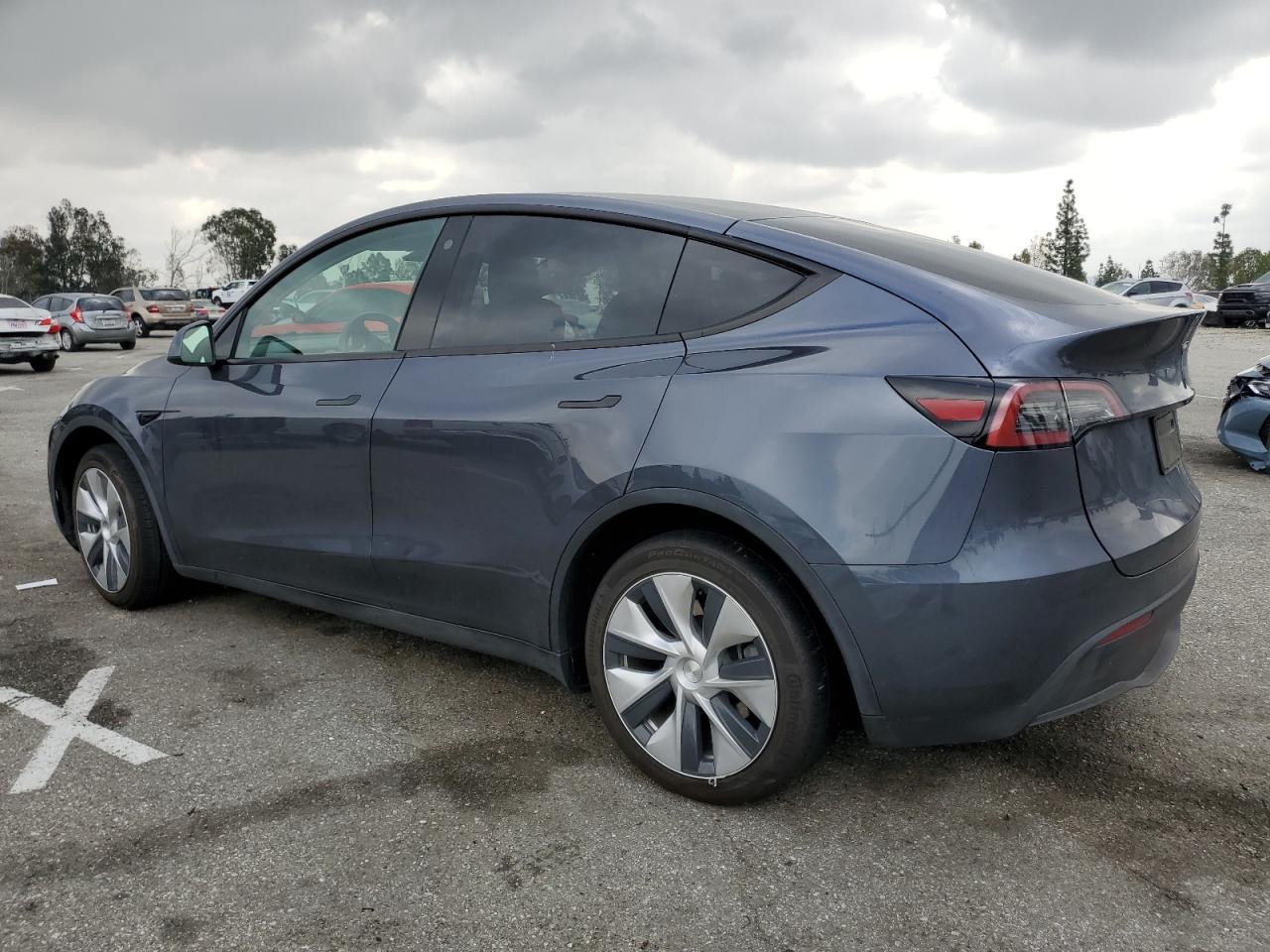 2023 TESLA MODEL Y - Фото 2