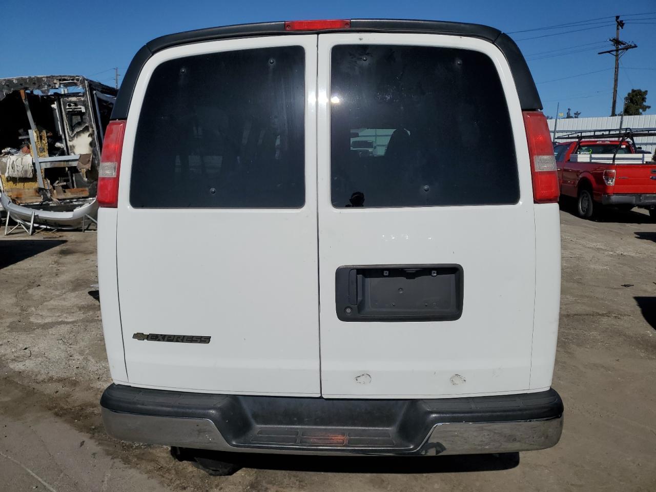 2017 CHEVROLET EXPRESS G3 - Фото 6