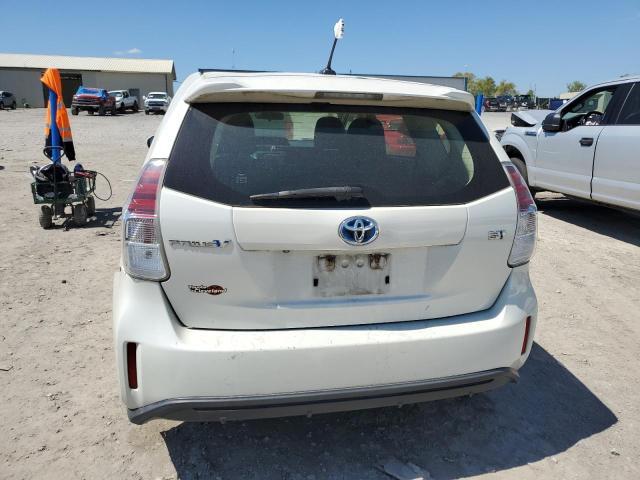 2015 Toyota Prius V - Image 6