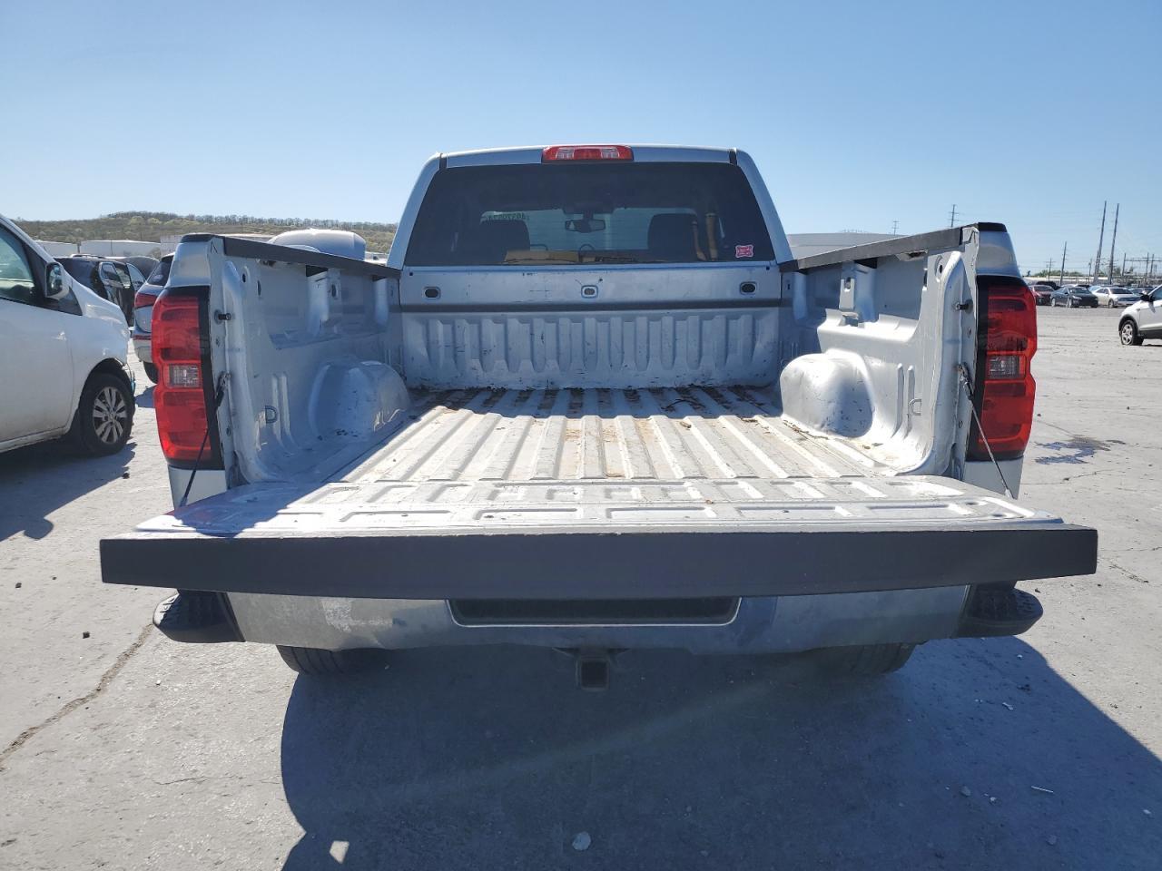 2015 CHEVROLET SILVERADO - Фото 6