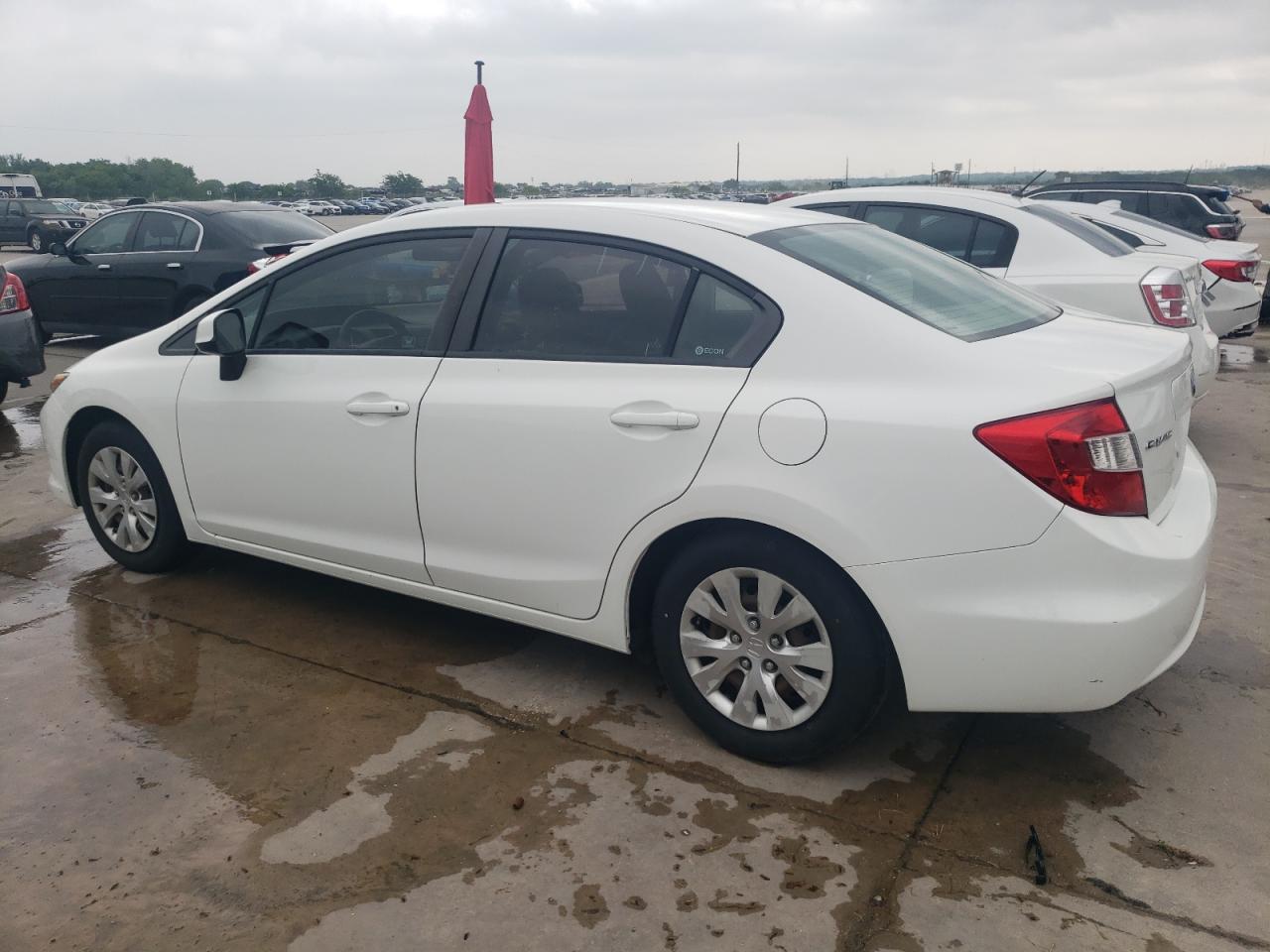 2012 HONDA CIVIC LX - Image 2