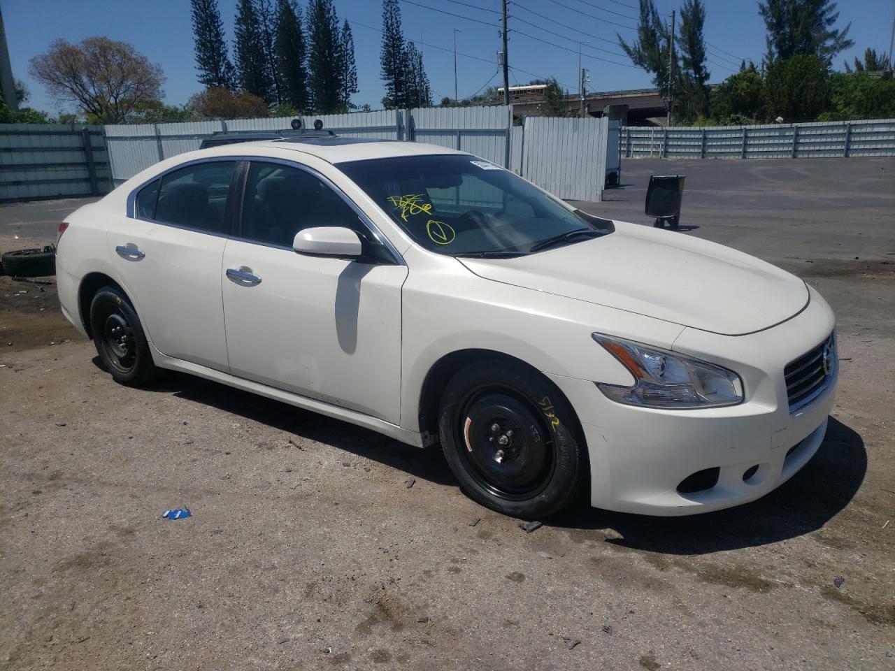 2011 NISSAN MAXIMA S - Image 4