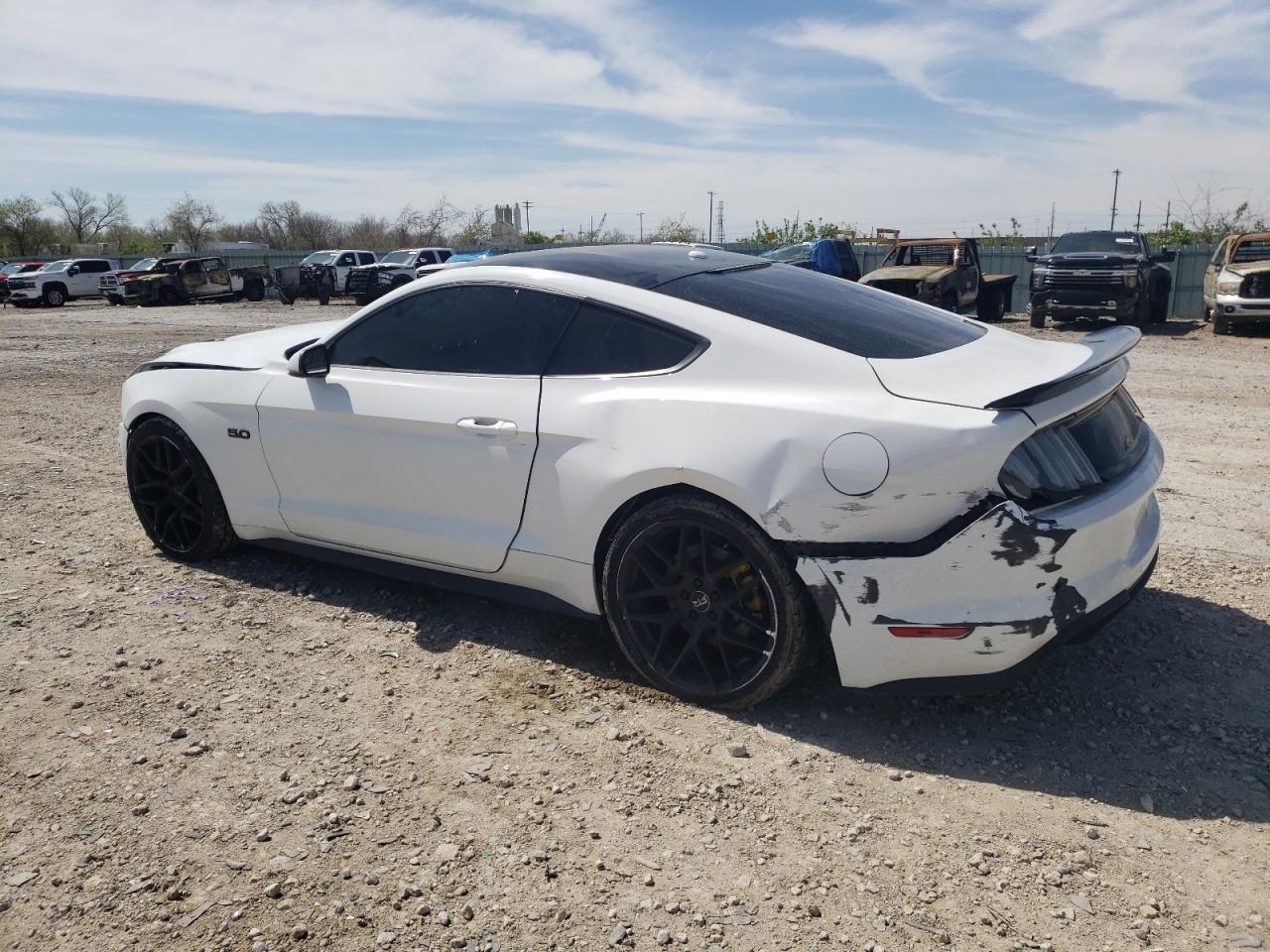 2018 FORD MUSTANG GT - Фото 2