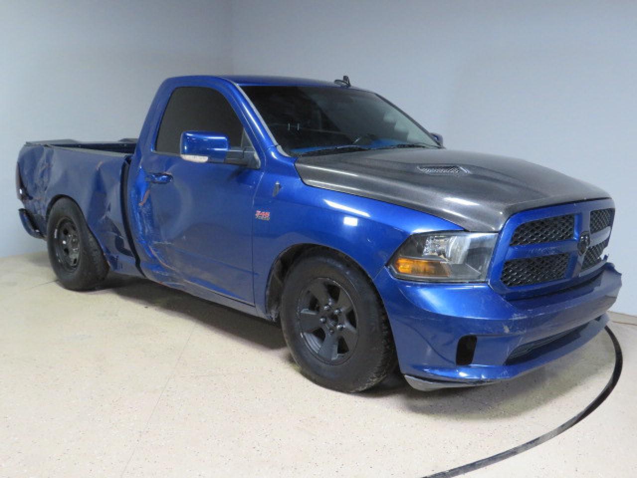 2014 RAM 1500 SPORT