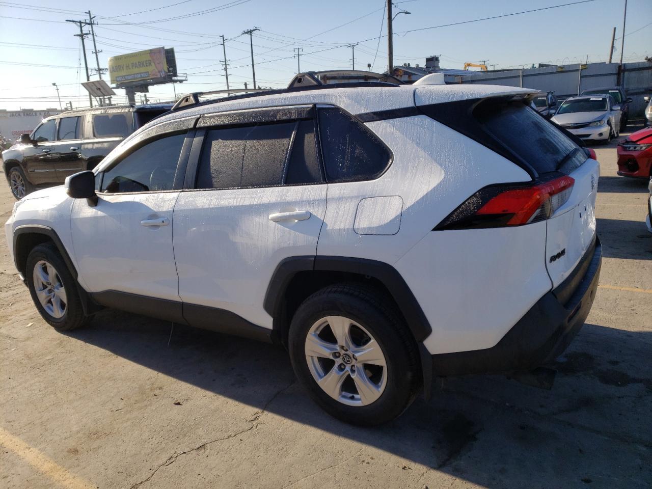 2020 TOYOTA RAV4 XLE - Image 2