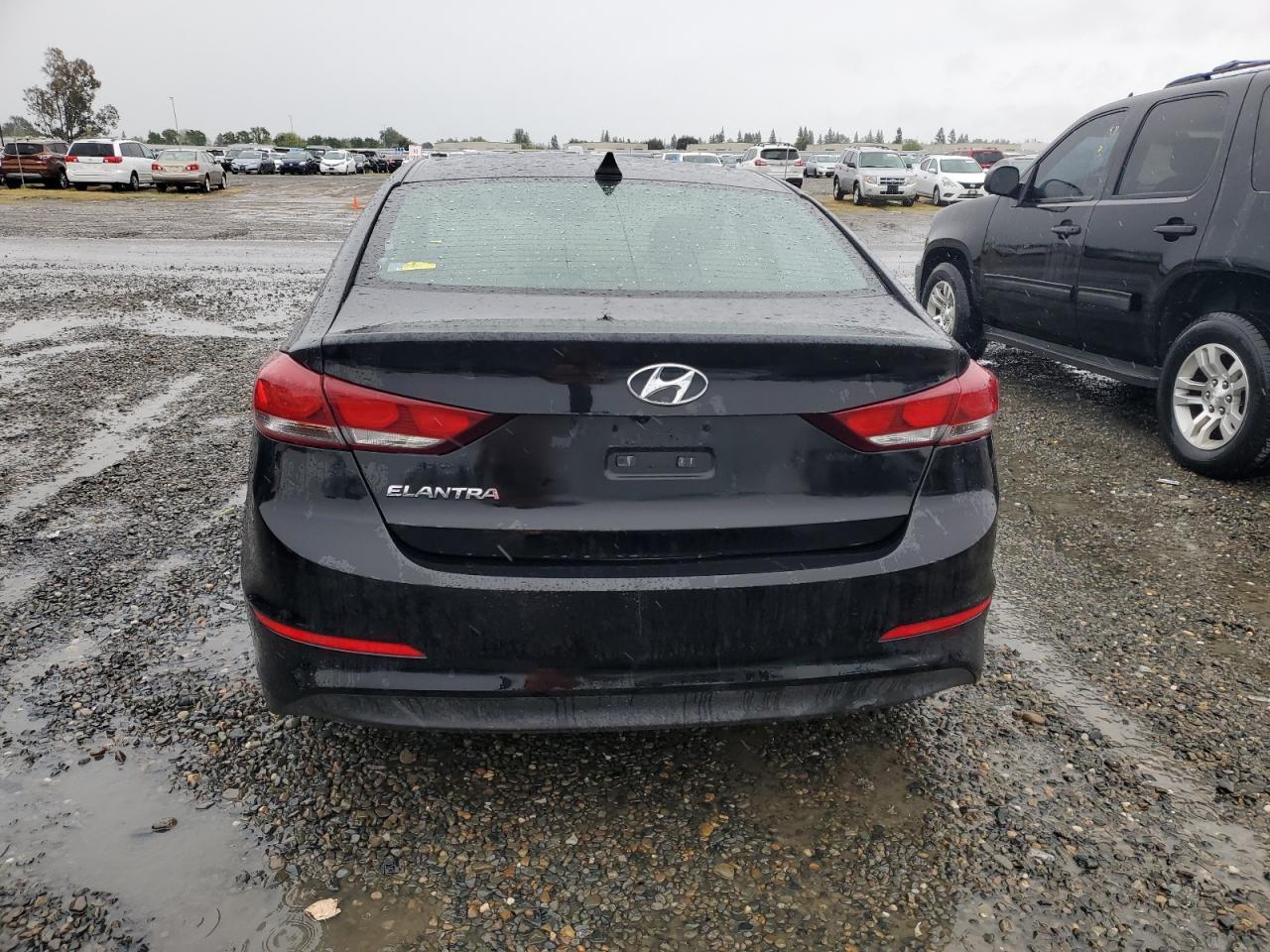 2018 HYUNDAI ELANTRA SE - Image 6