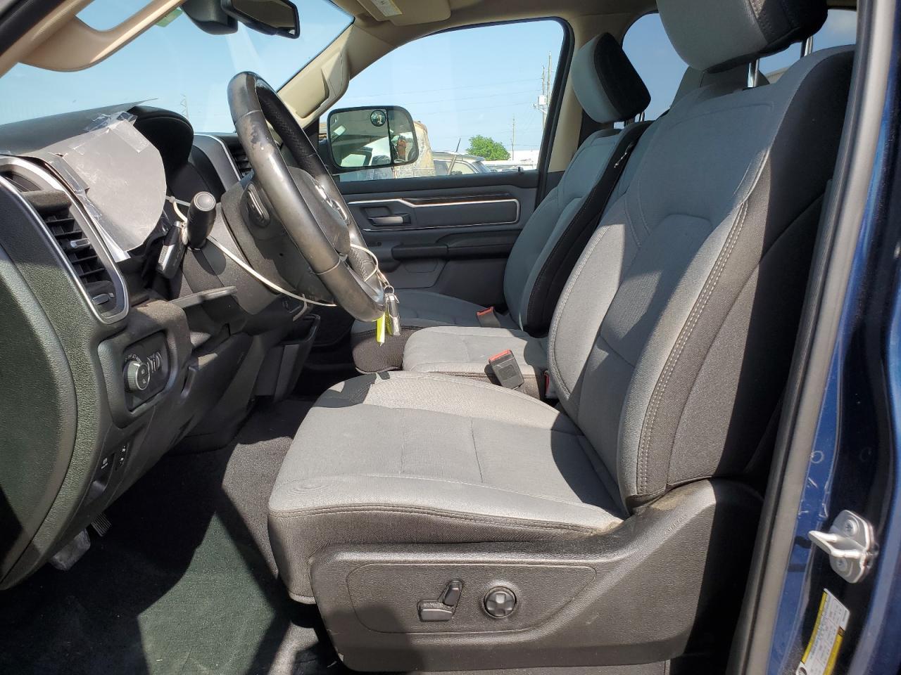 2019 RAM 1500 BIG H - Фото 7