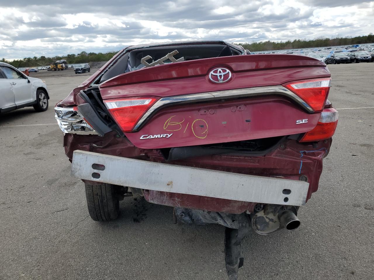 2016 TOYOTA CAMRY LE - Image 6
