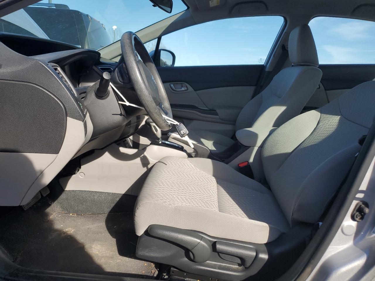 2015 HONDA CIVIC LX - Фото 7