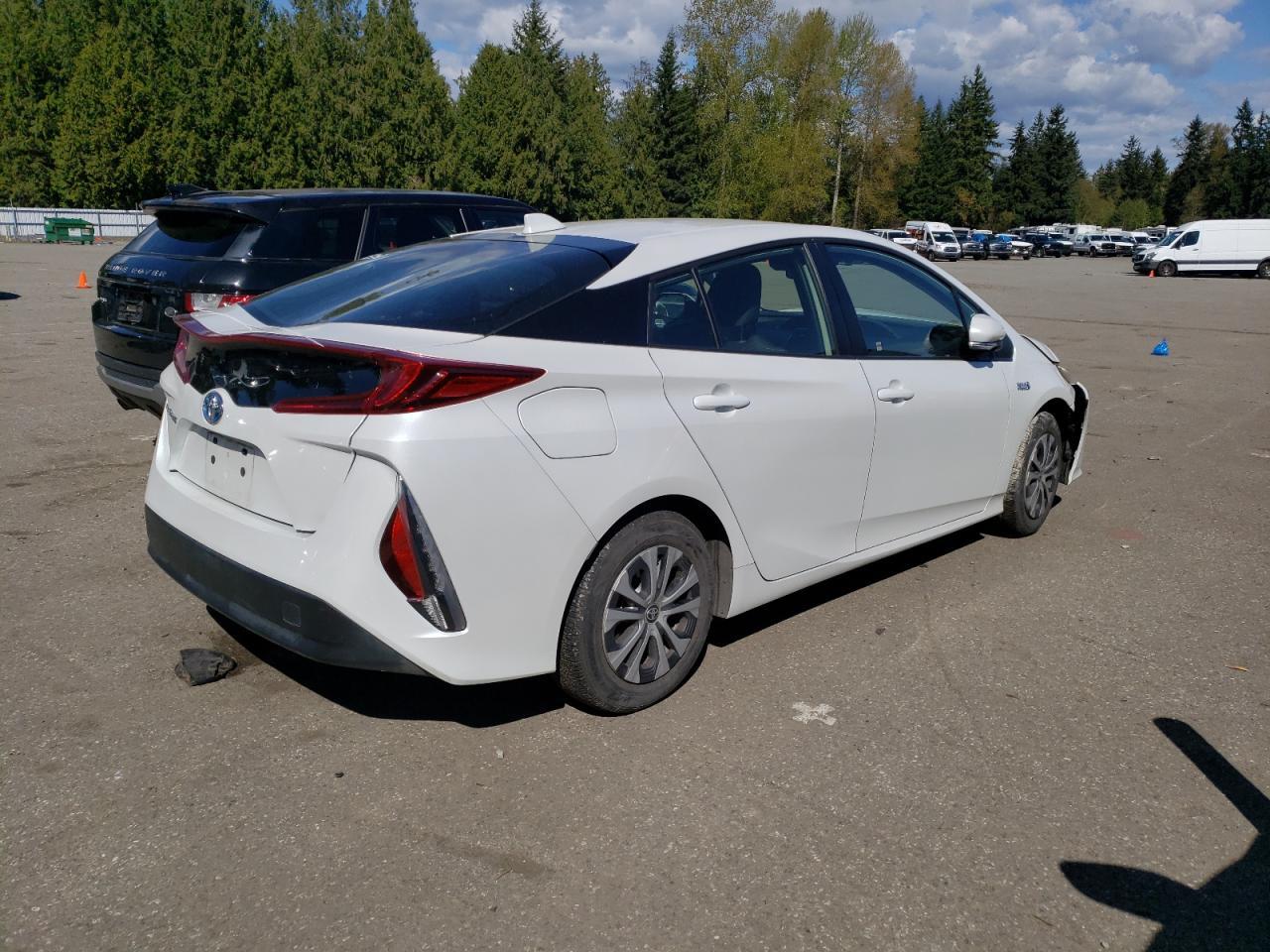 2022 TOYOTA PRIUS PRIM - Image 3