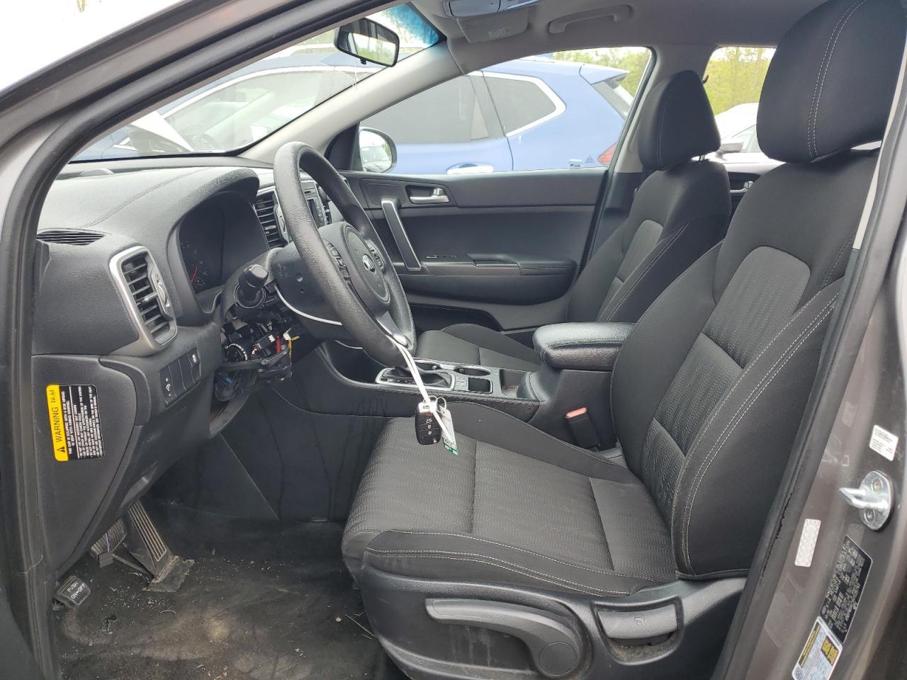 2017 KIA SPORTAGE L - Image 7