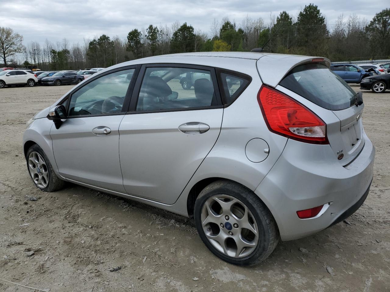 2012 FORD FIESTA SES - Фото 2