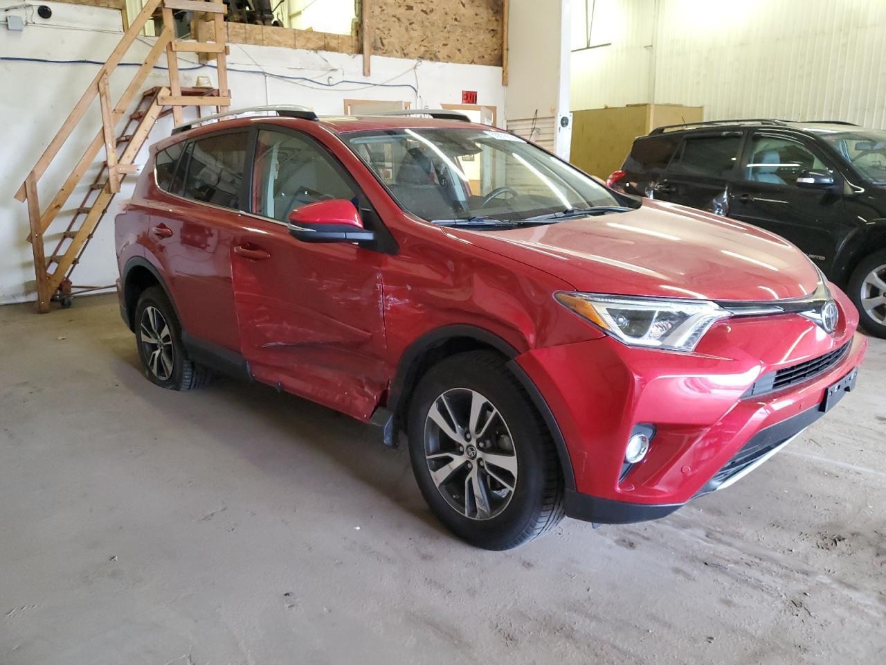 2016 TOYOTA RAV4 XLE - Фото 4