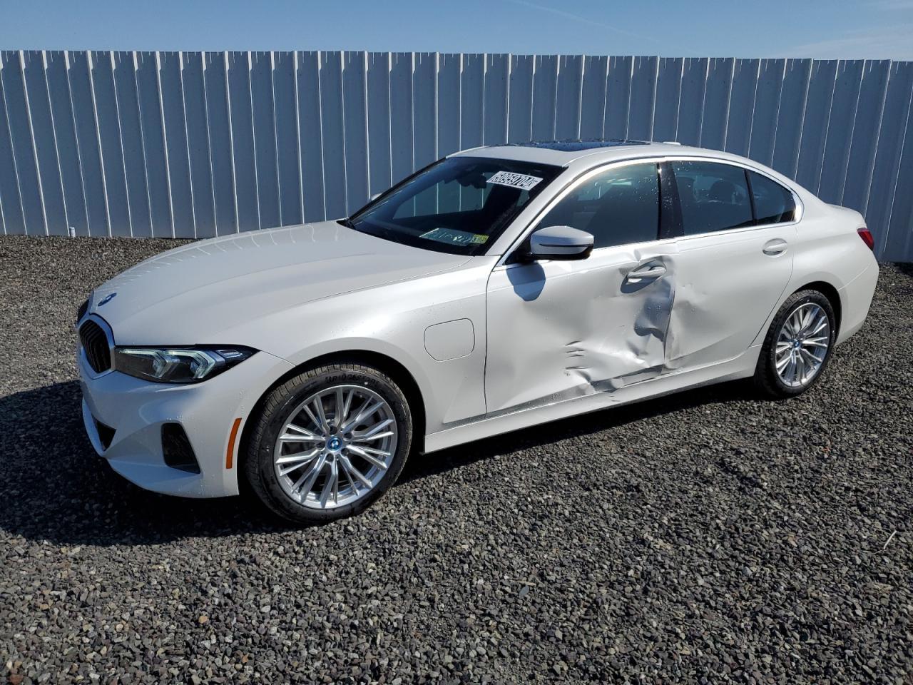 2024 BMW 330XE car image