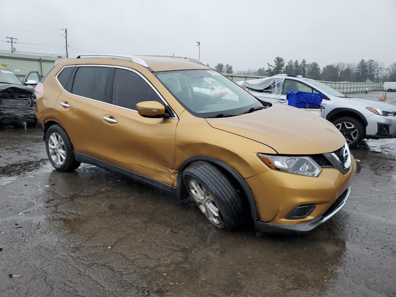 2015 NISSAN ROGUE S - Image 4